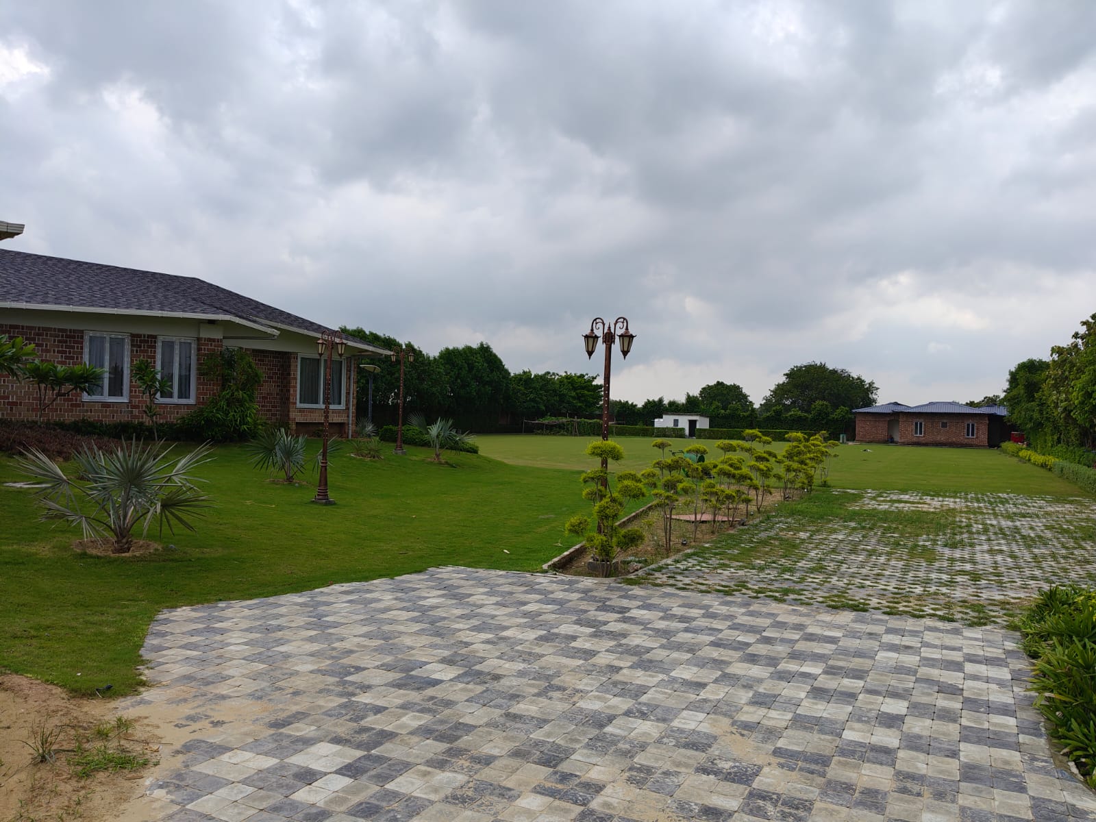 Spree Farmstay - Tap to explore photos