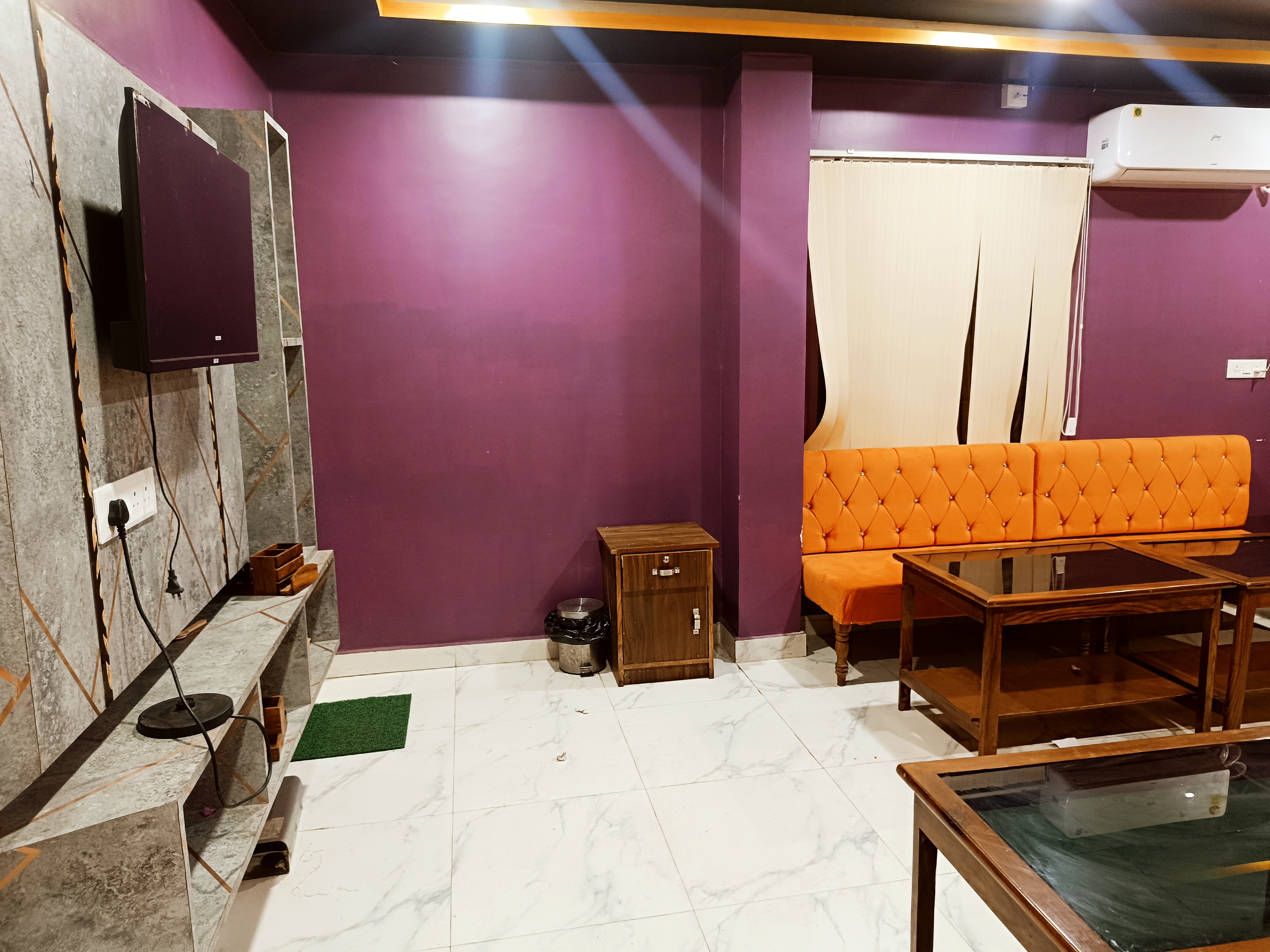 RD HOTEL RESTAURANT AND BANQUET HALL - Tap to explore photos
