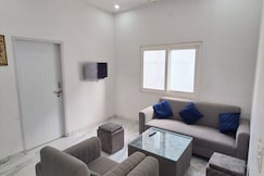 King Queen Home, Dehradun