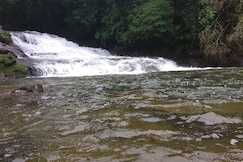 Deiphi & Risa Homestay, Nohwet Village, Mawlynnong, Mawlynnong