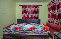 Deluxe Room with Mountain View