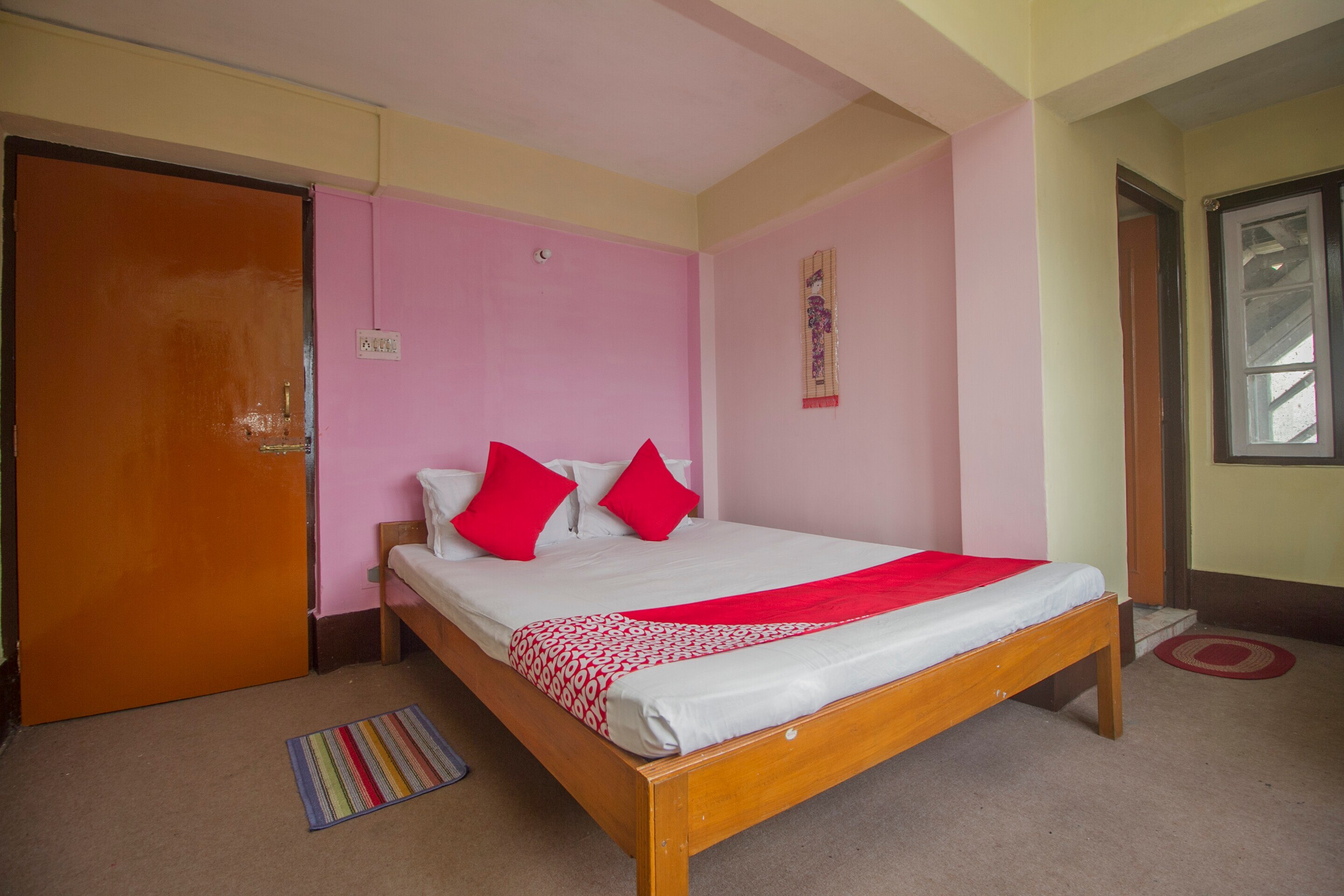 Hotel O Siljong - Tap to explore photos