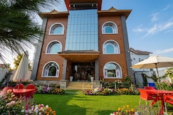 Elite Residence ( 2min drive to railway station), Srinagar