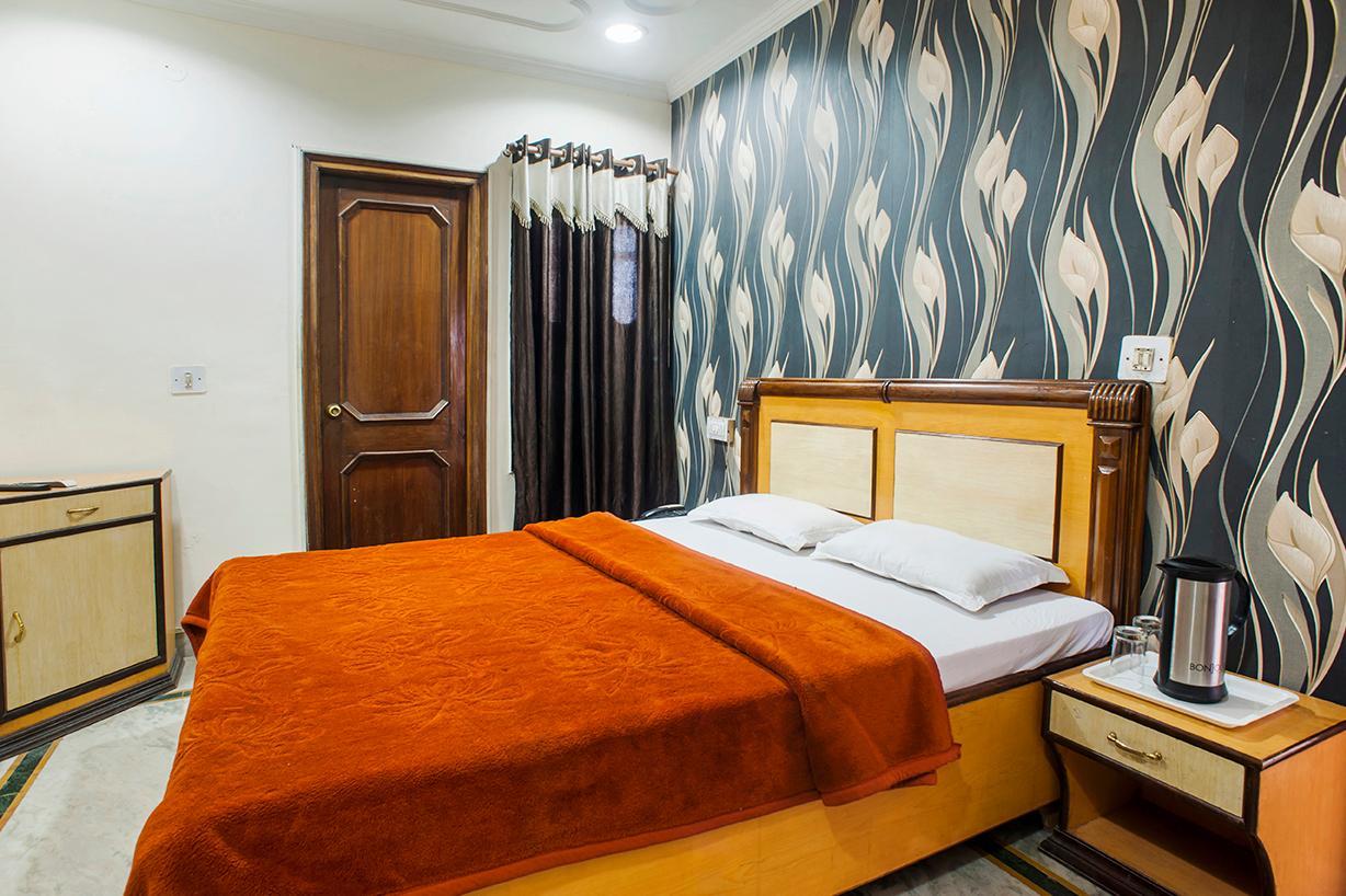 Hotel Gobind Regency - Tap to explore photos