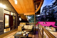 Entire Premium Homestay in Mashobra | Zostel, Mashobra