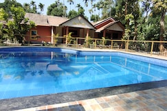 Sagar View Homestay | Swimming Pool & Pool Villa, Wayanad