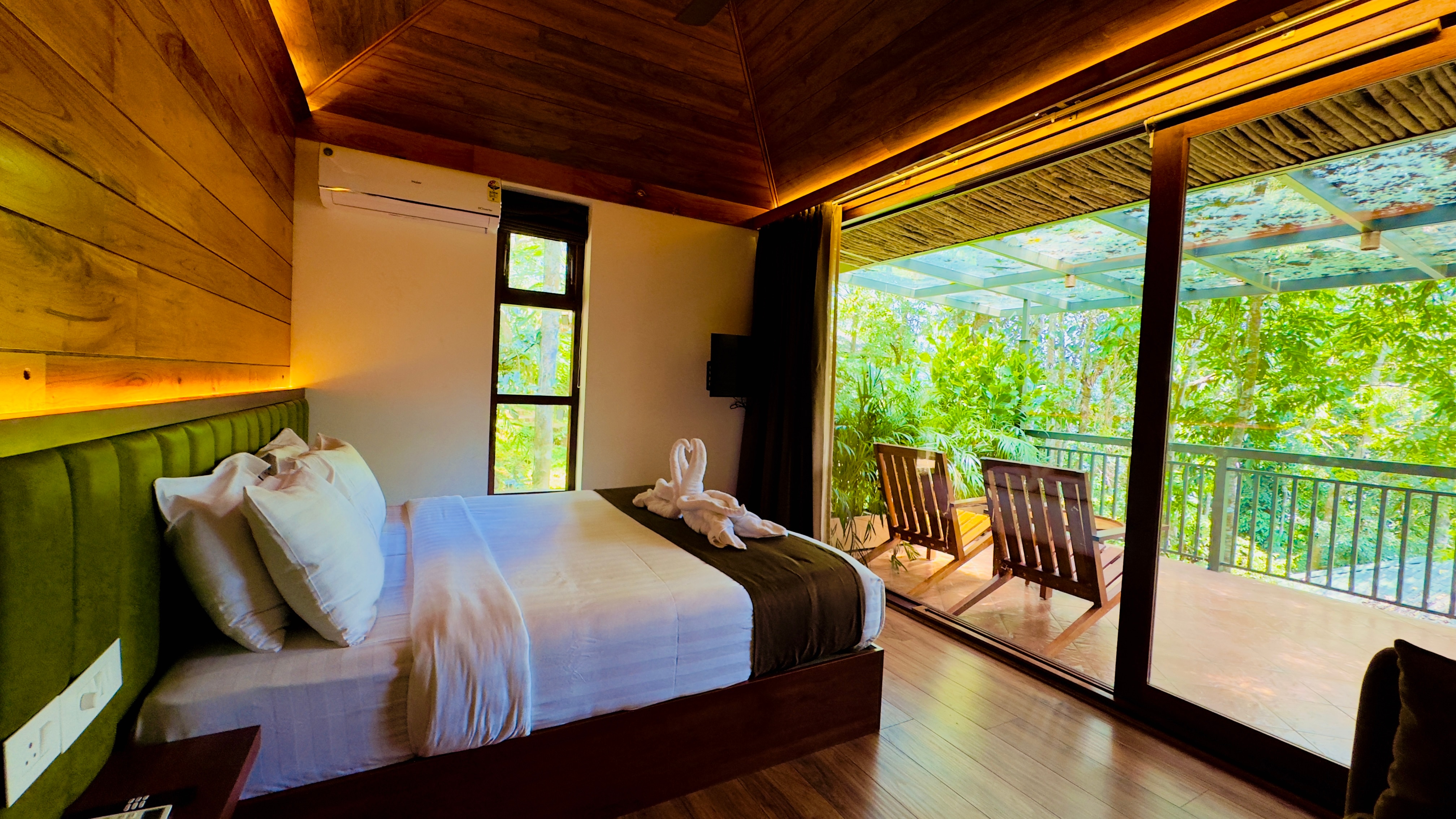 CHEMBARATHI WAYANAD BOUTIQUE NATURE RESORT - Tap to explore photos