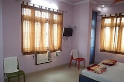 K. Shree Guest House, Varanasi