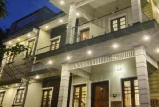 Kadamakudy Homestay AC 4BHK Family Friendly