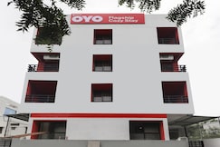 Hotel O Grand Ocean, Indore