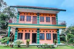 Capital O 92316 Wisma Widya Loka Pratama Near Futsal Tebing Gading, Bengkulu