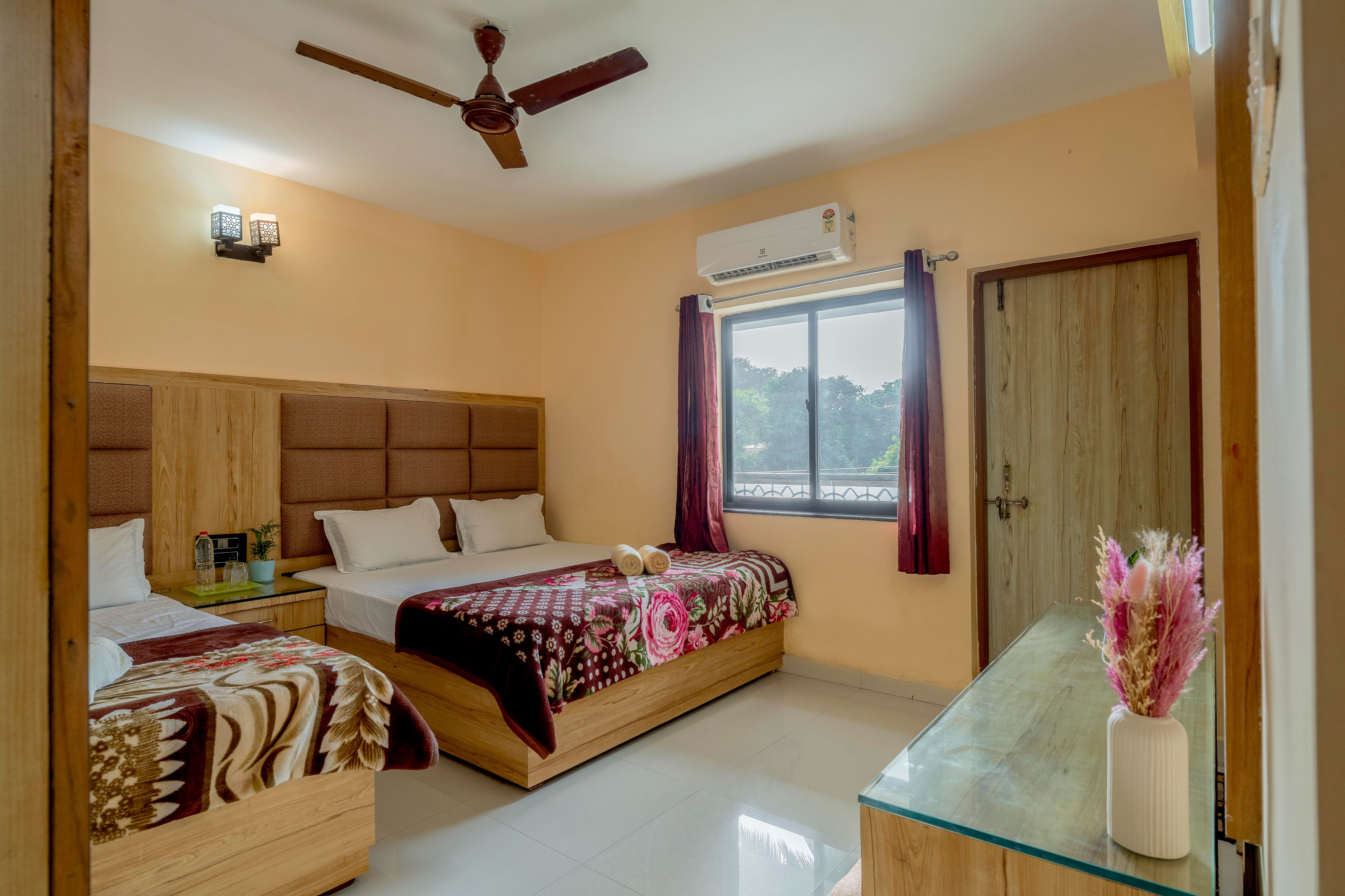 Comfort Cove - 2BHK Apartment with paddy view - Tap to explore photos