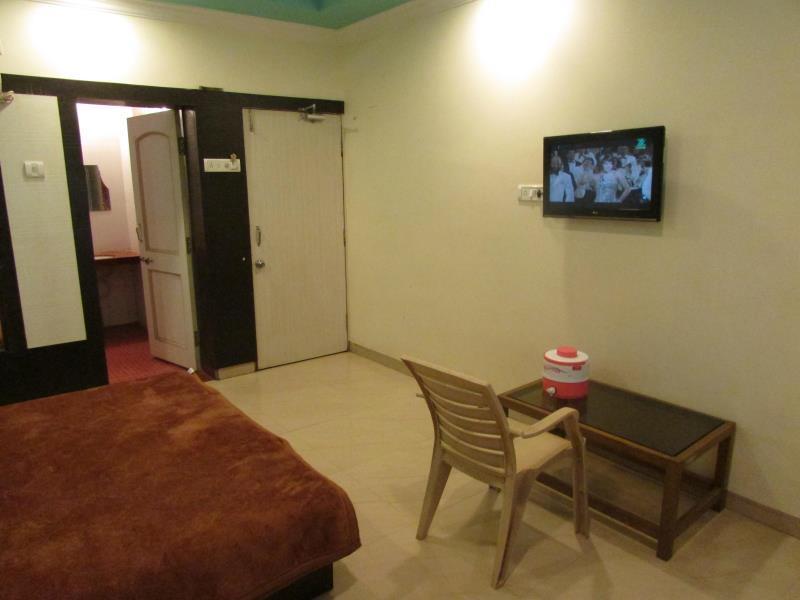 Hotel Laxmi G H Shirdi Hotel Price Address Reviews