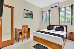 Super Collection O Lefort LUXE by PopTavern, Thiruvananthapuram