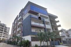 Townhouse OAK The Grace Inn Near Aravali Biodiversity Park, Kosli