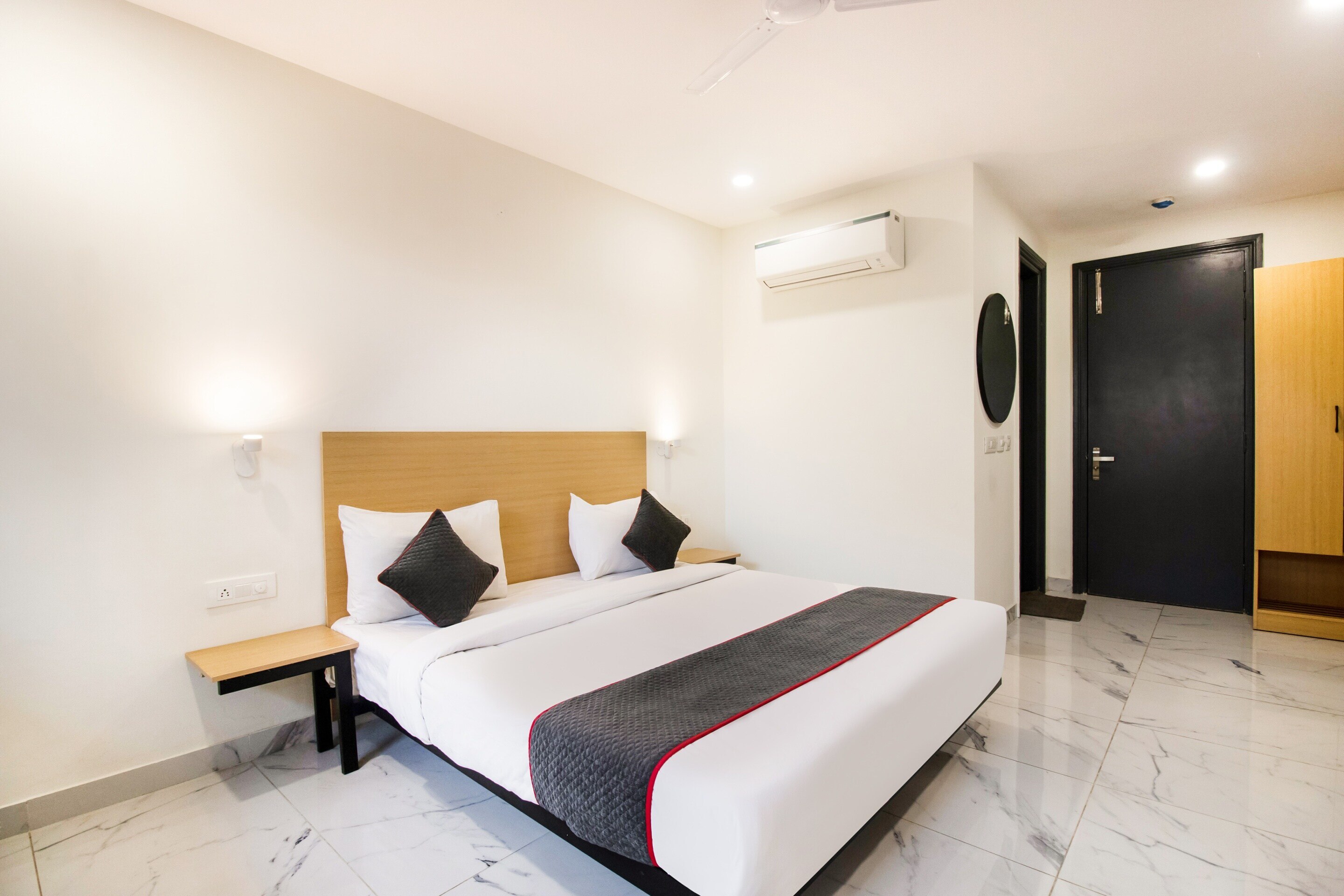 Hotel O Legend's residency - Tap to explore photos