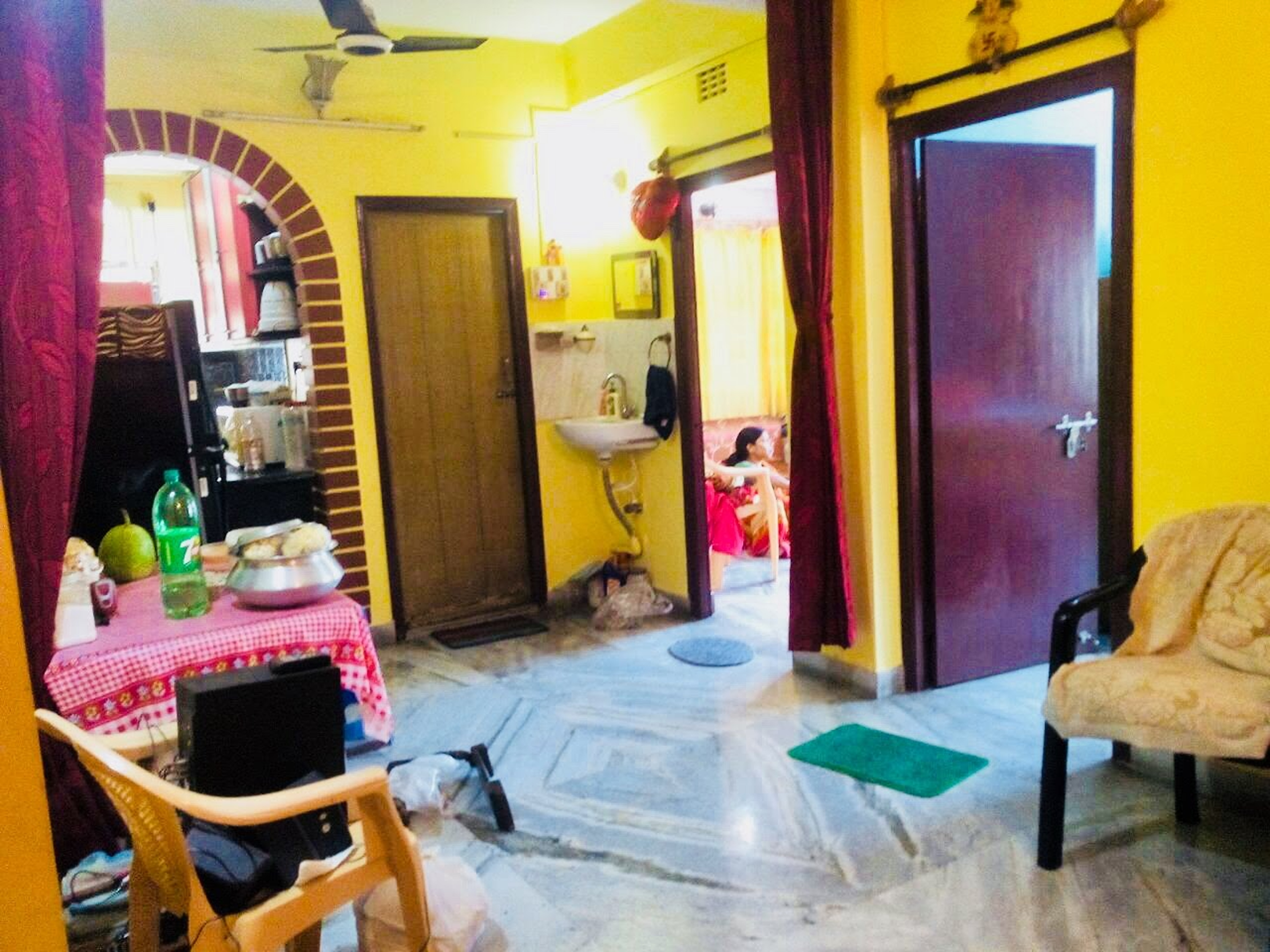 Fully furnished 2bhk apartment opp Kali temple. - Tap to explore photos