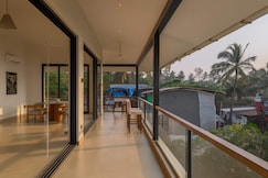 Beach front villa Ashwem Ocean, Goa