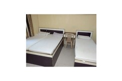 chaitanya kalyan guesthouse, Gwalior