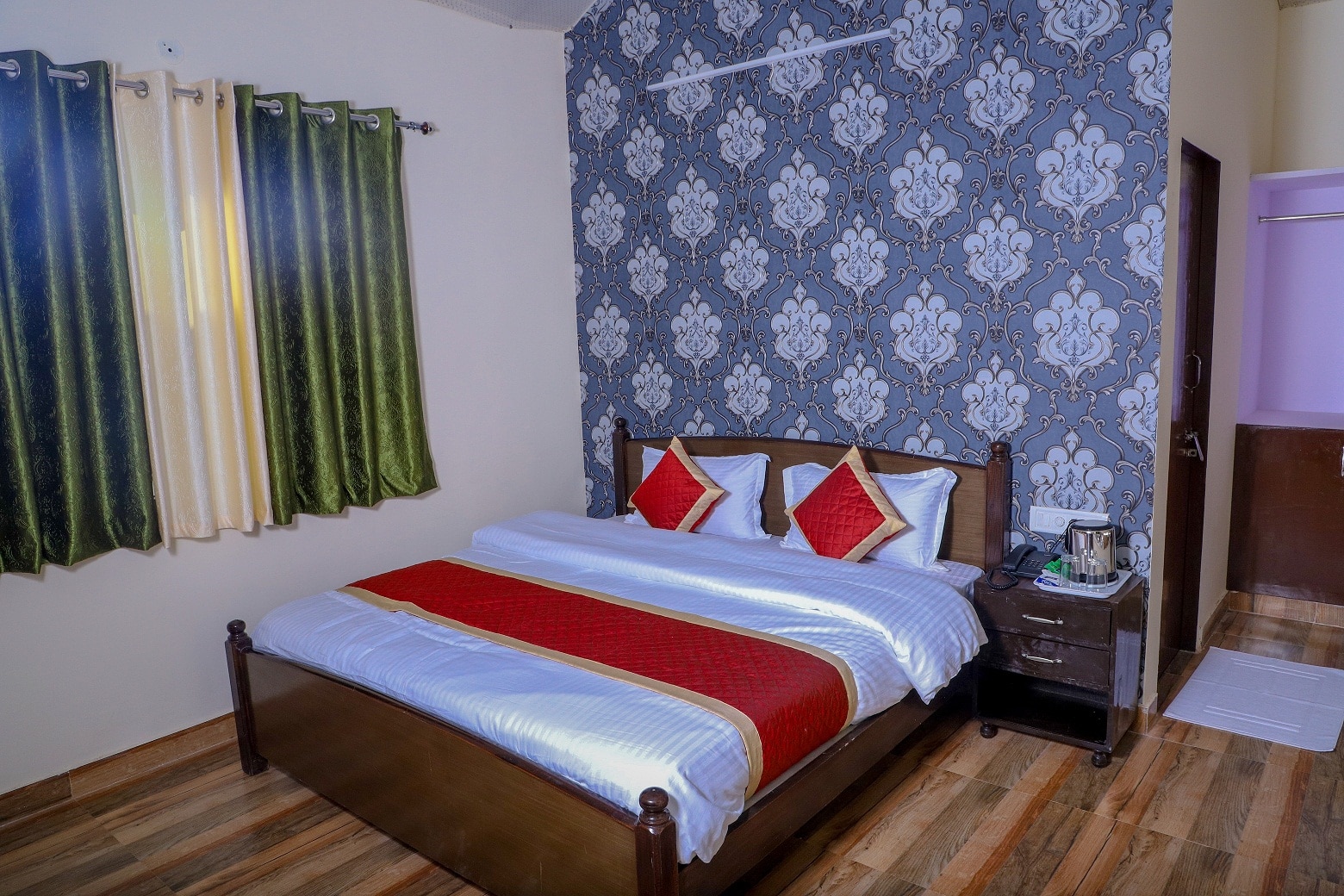 Hotel Yash vilas - Tap to explore photos