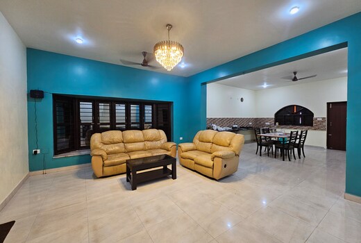 LovingLuving Majestic | Entire 3BHK Villa