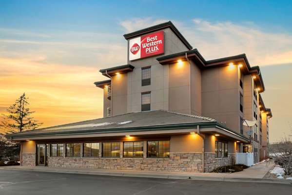Best Western Plus Castle Rock - Tap to explore photos
