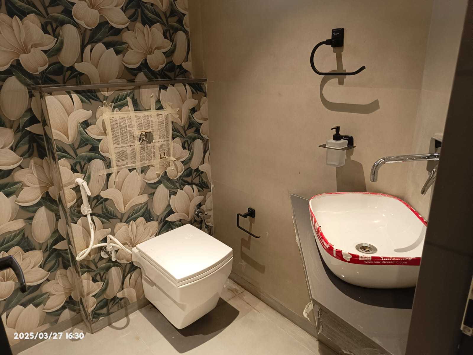 Hotel O Nirman Vihar Metro Station Formerly Hotel Swastik Residency - Tap to explore photos