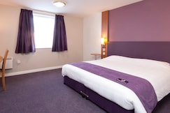 Premier Inn Edinburgh Airport (M9, Jct1), Falkirk