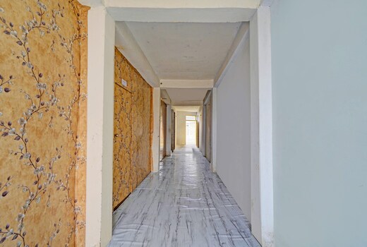 SPOT ON Prayag Niwas Hotel And Restaurant