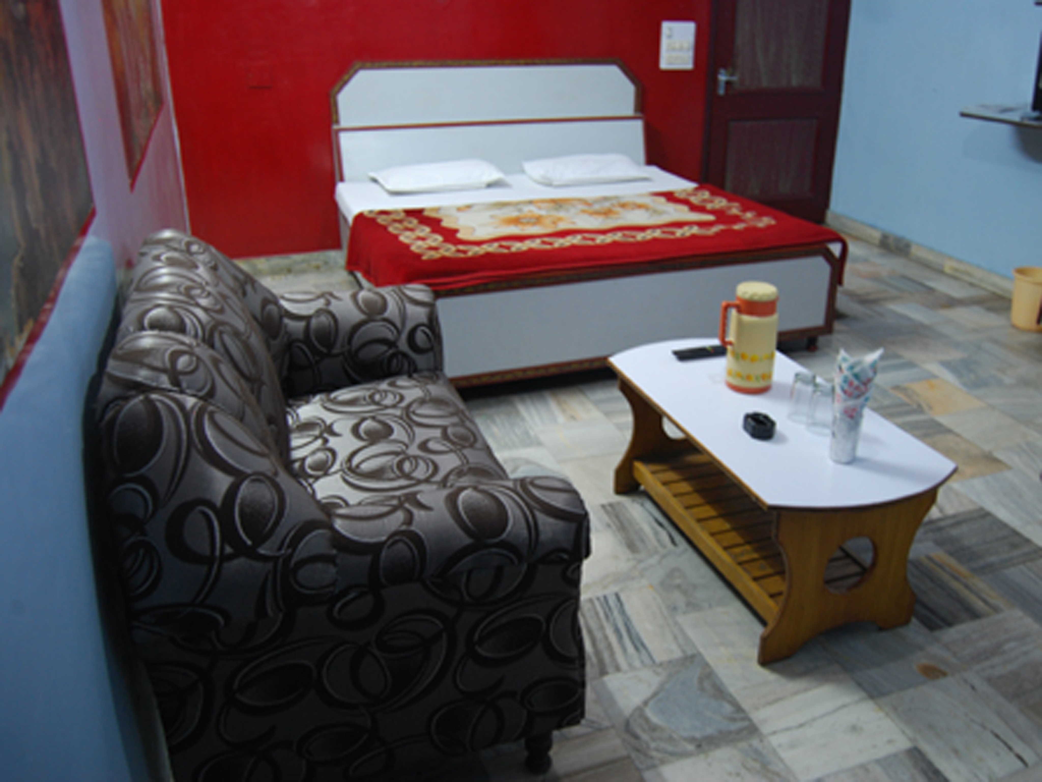Hotel Parag - Tap to explore photos