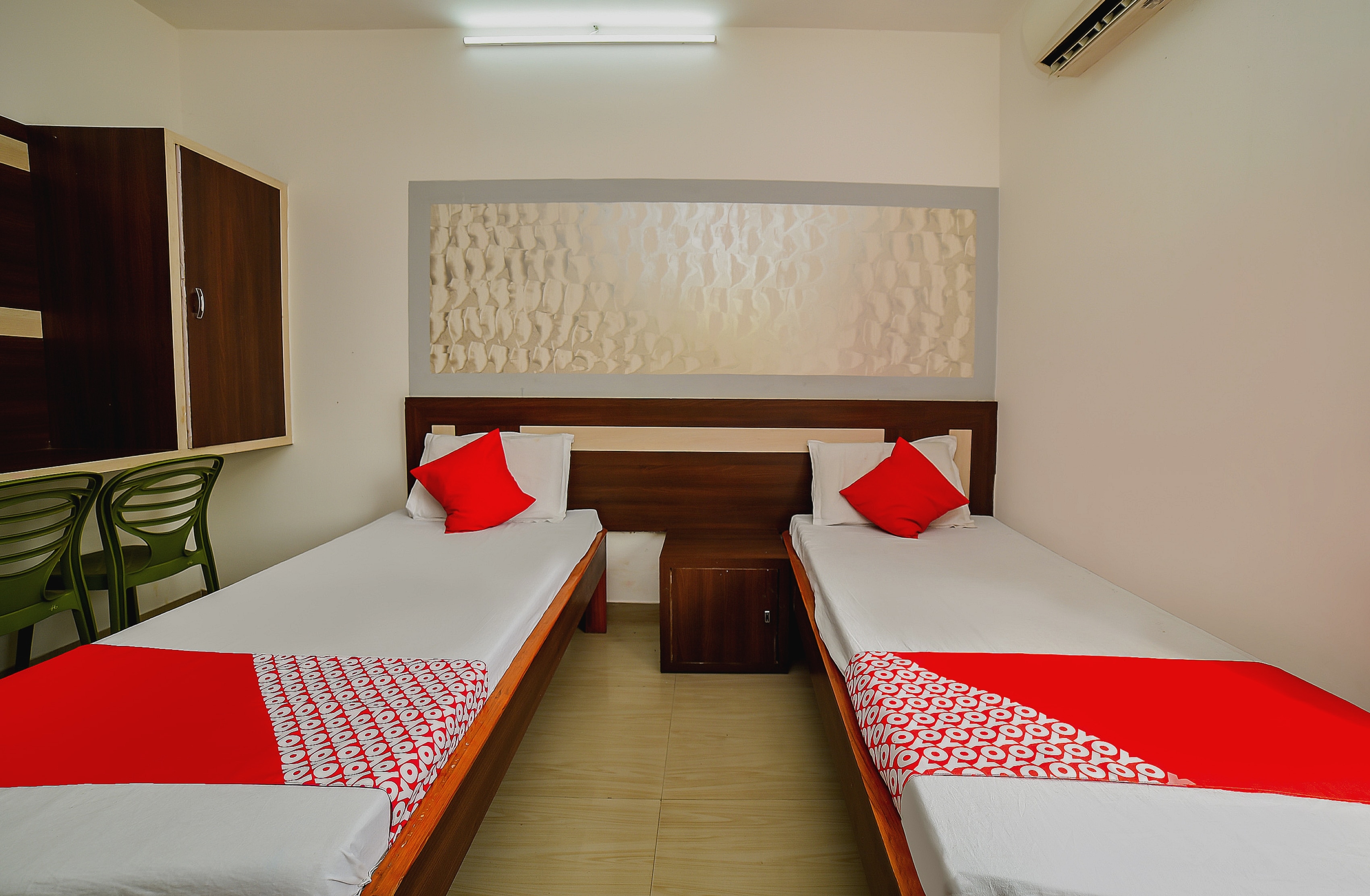 Hotel O Mayur - Tap to explore photos