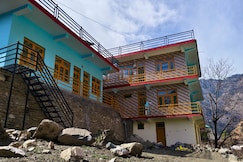 Pradeep home stay, Sainj