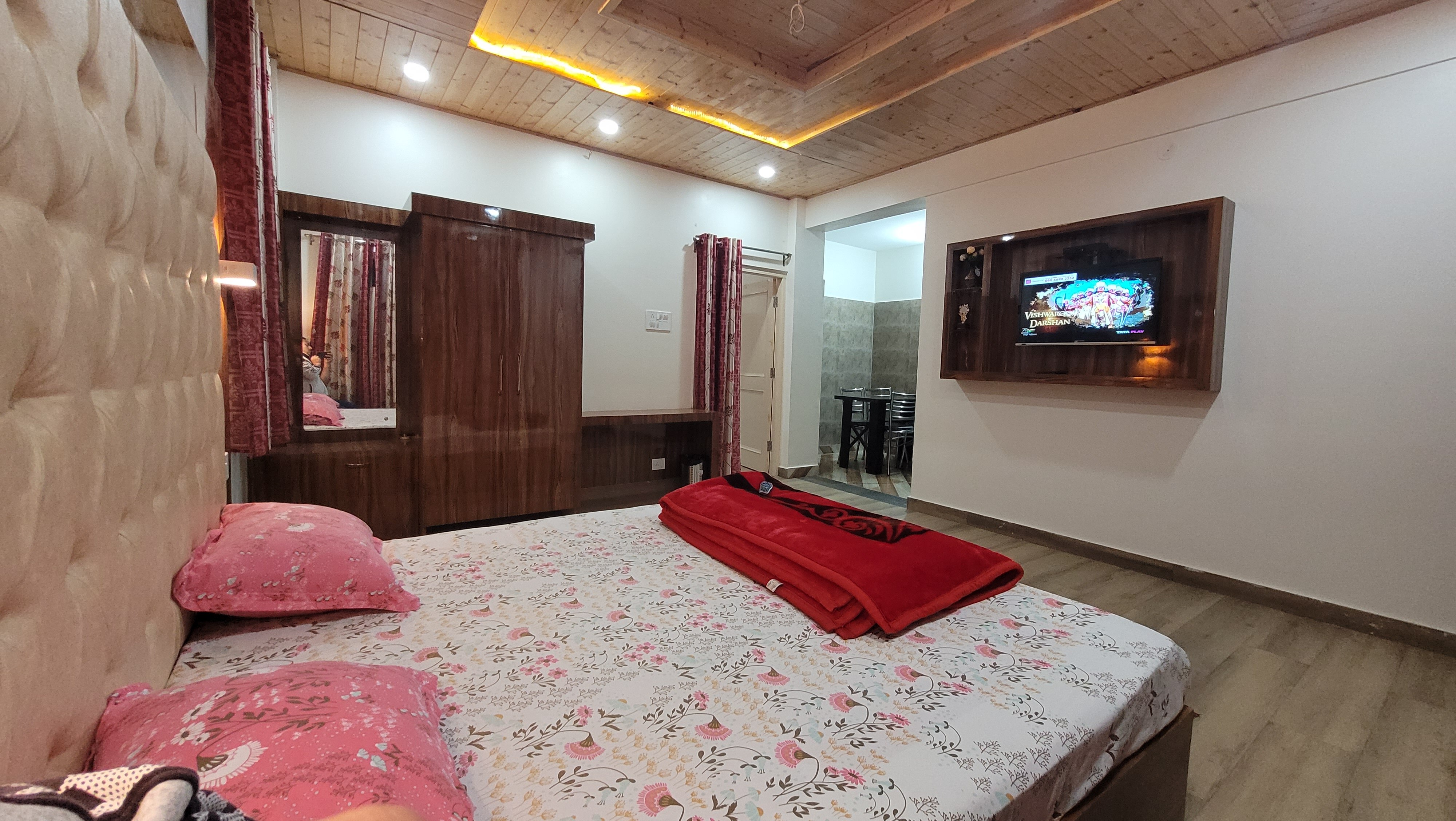 eejjo's Cottage Homestay - Tap to explore photos