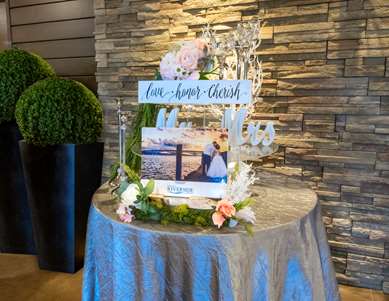 Niagara Riverside Resort, BW Premier Collection - Tap to explore photos