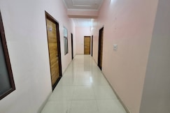 Hotel Delight 202 Rooms Airport Budget rooms, Jaipur