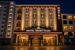 Hotel Smart Plaza By SMART GROUP, Delhi