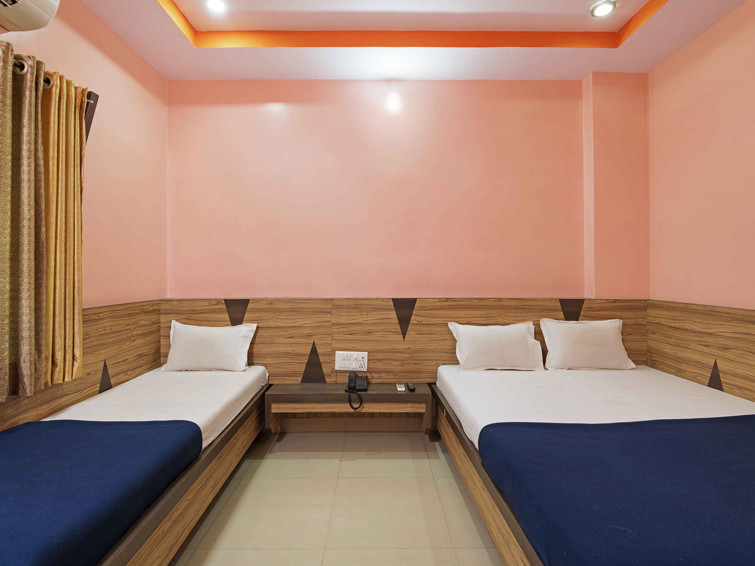 Hotel Sai Laxmi 4