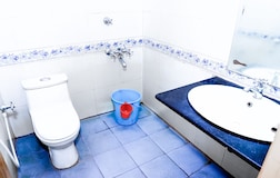 Deluxe AC Room