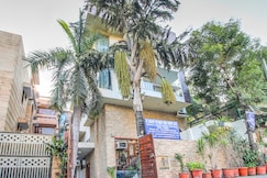 East End Retreat B & B | Rooms & Caretaker, Ghaziabad