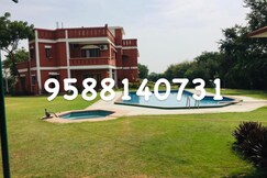 Royal Stay Luxury  villa, Gurgaon