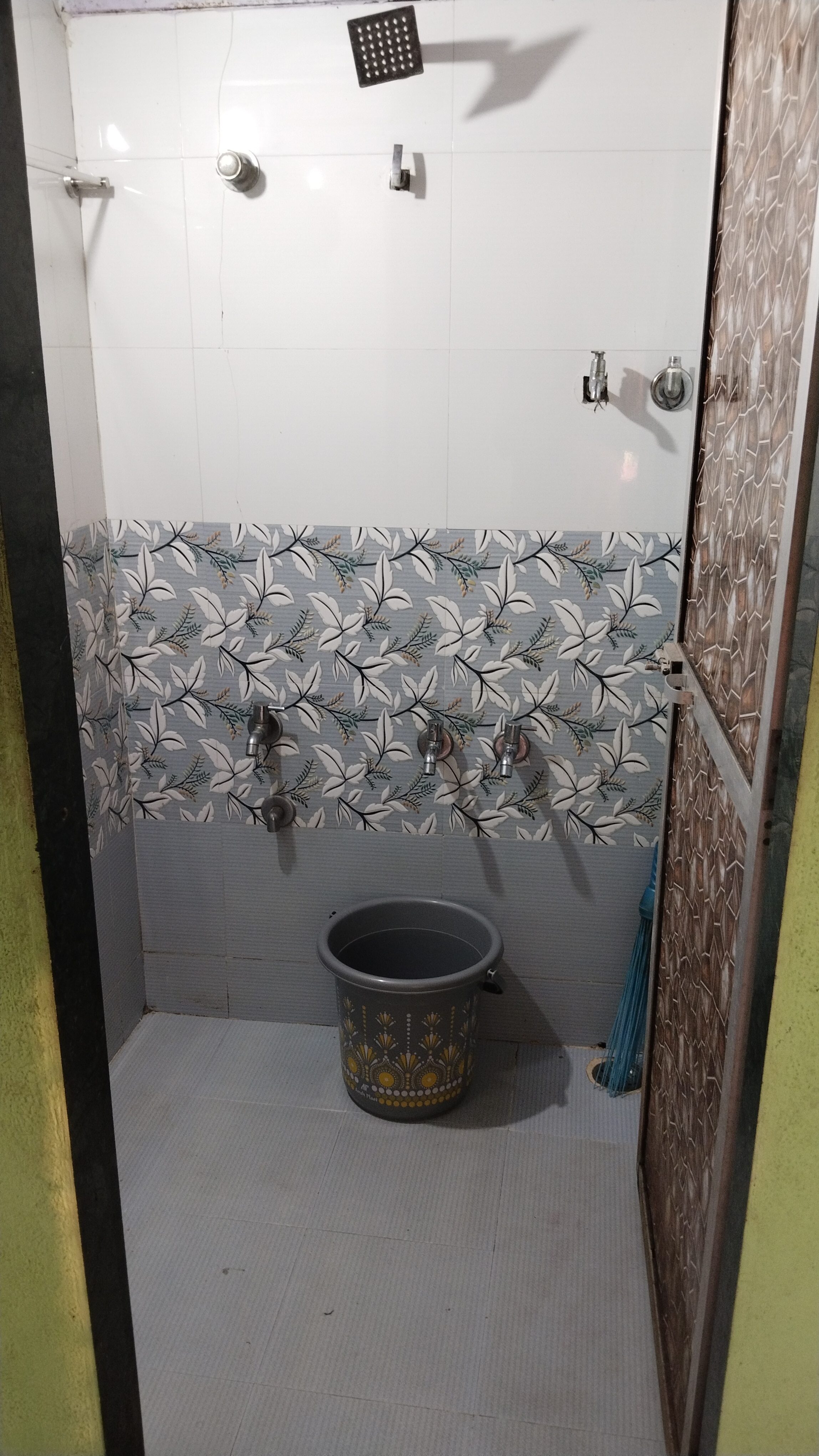 Sarang nivas - Tap to explore photos