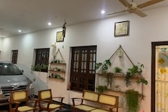 Amaravathi rooms and homestay, Udumalapet
