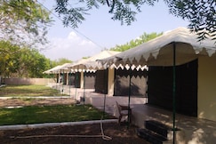 Riverside Golf Course, Hatgad