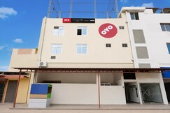 OYO Townhouse Oak Fazalganj Formerly RR Grand, Kanpur