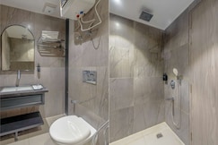Hotel Vintage Villas-Near Fortis Shalimar Bagh, Delhi