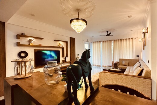 Lucelle: 2BHK apartment By Zen Den