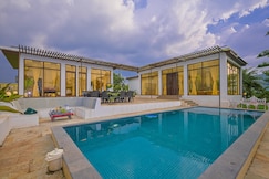 3BHK Riveria with Lake View by Jalanta Stays, Wadgaon