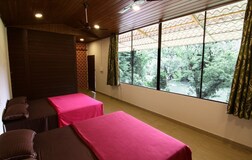 Family Room - For 4 River View