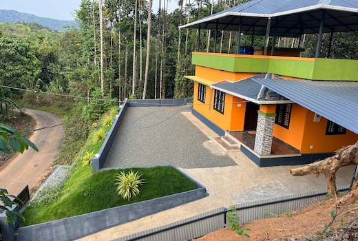 Orange Homestay