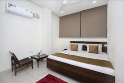 Hotel Noor Plaza, Chandigarh